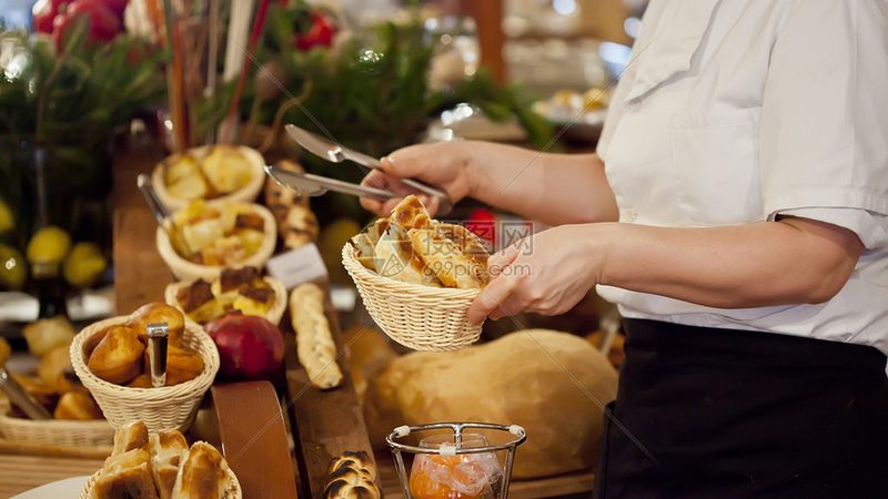 县城餐饮加盟店成功率揭秘：影响因素与策略分析